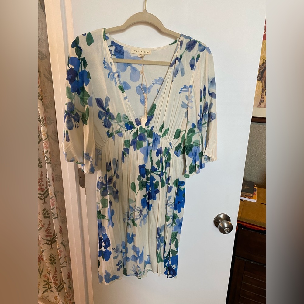 NWT Lovestitch sz Med blue floral dress